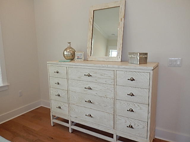 FOREST LAKES - Residential