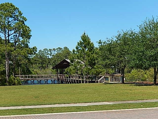 FOREST LAKES - Residential