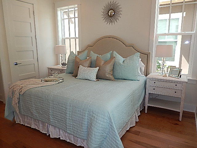 FOREST LAKES - Residential