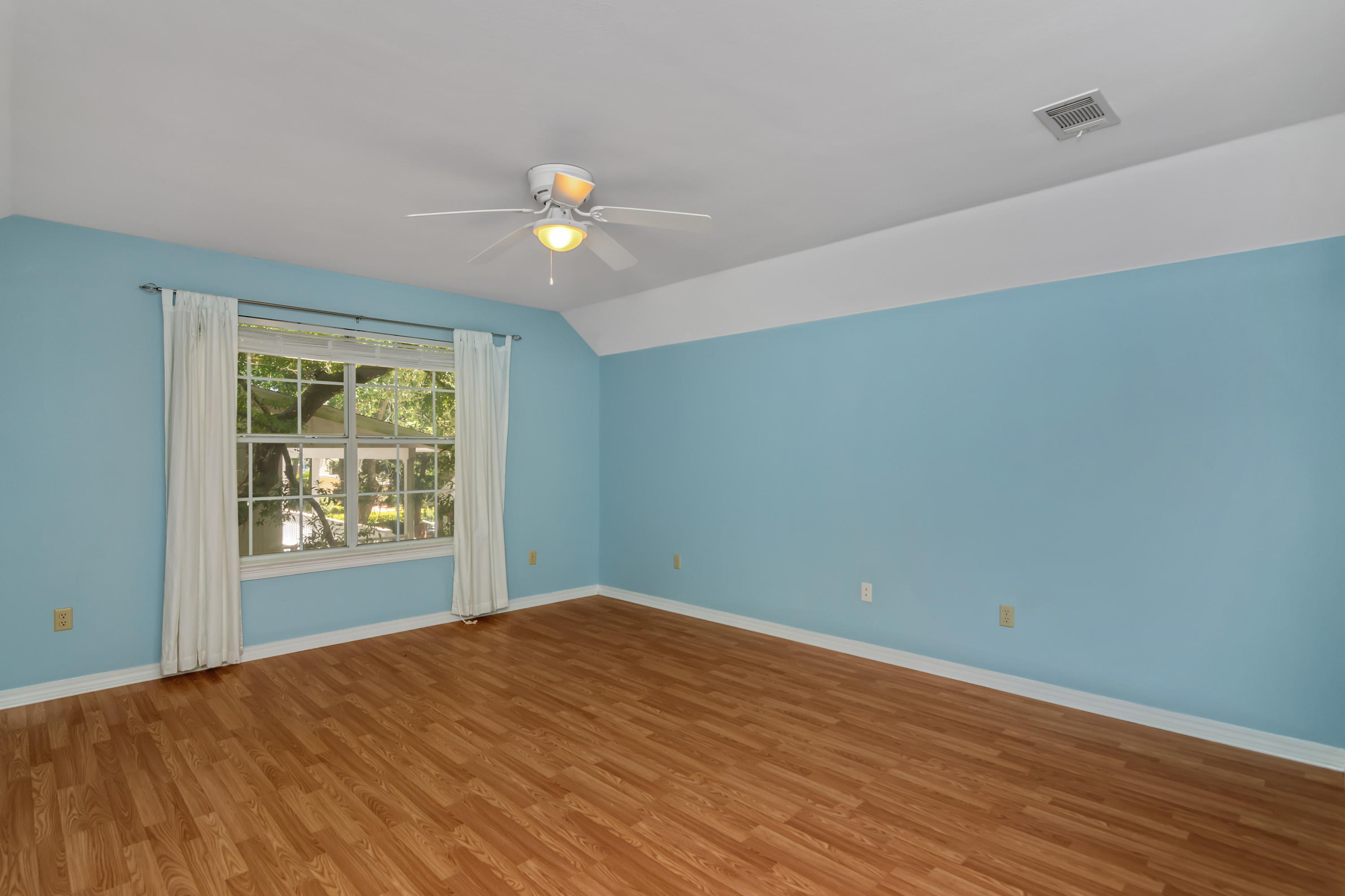 LAUREL S/D - Residential