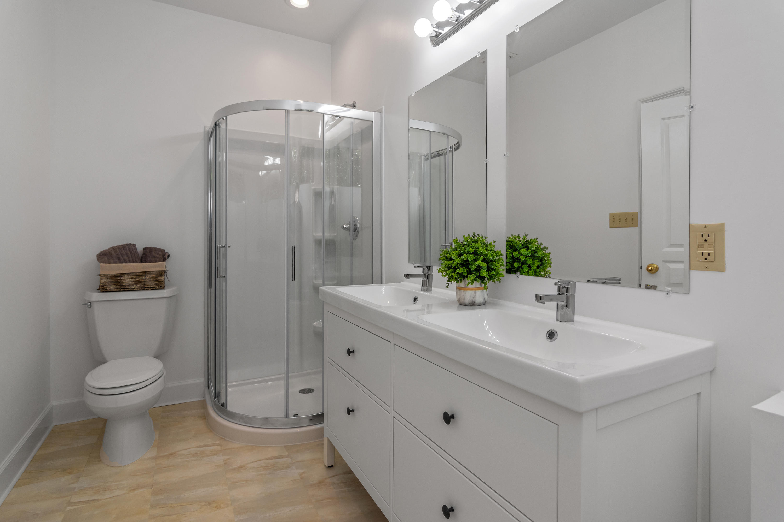 LAUREL S/D - Residential