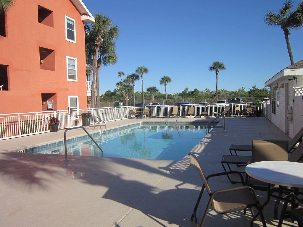 GULFVIEW 2 CONDO PH 2 - Residential