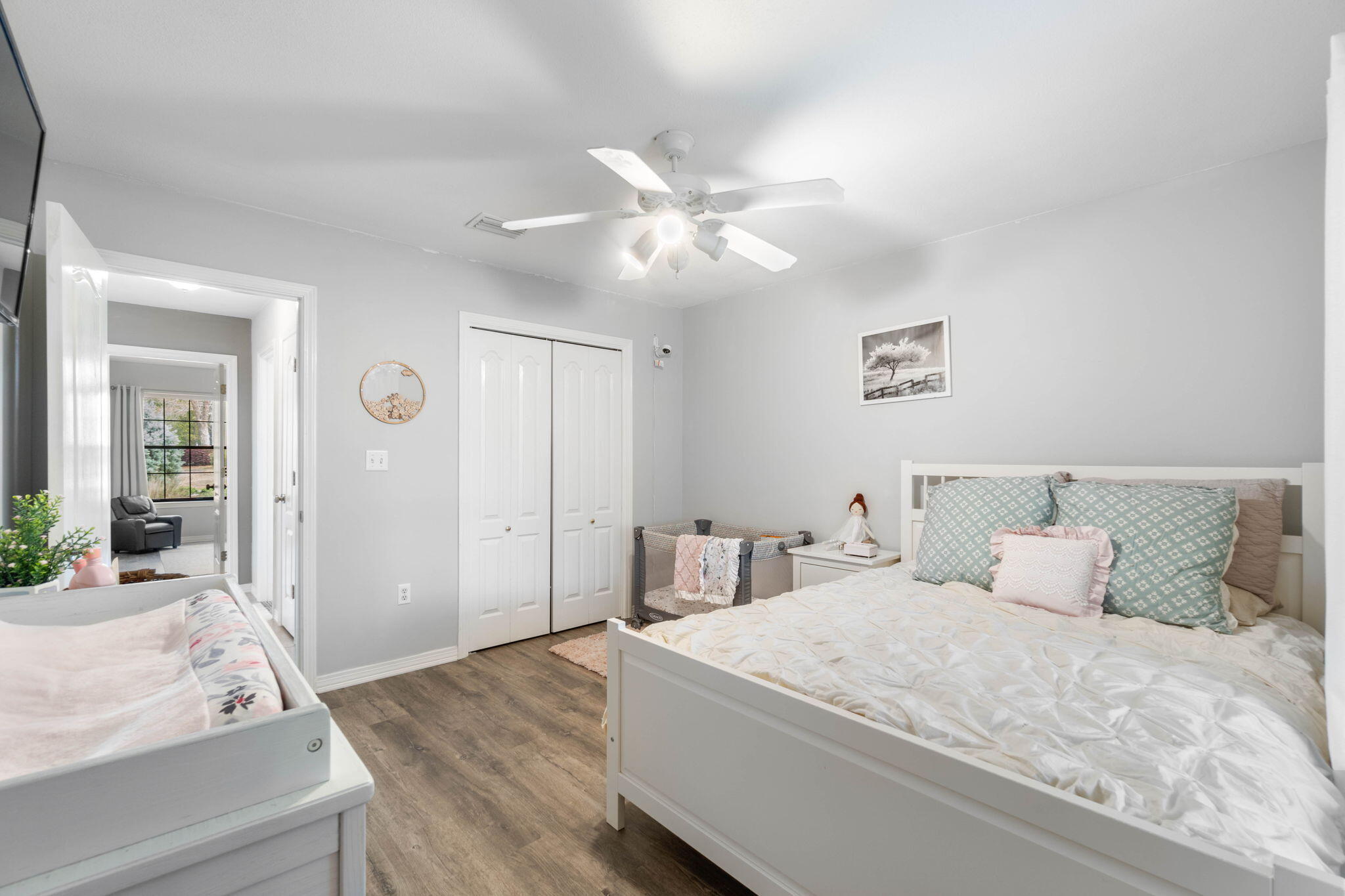 LAKESIDE EAST - Residential