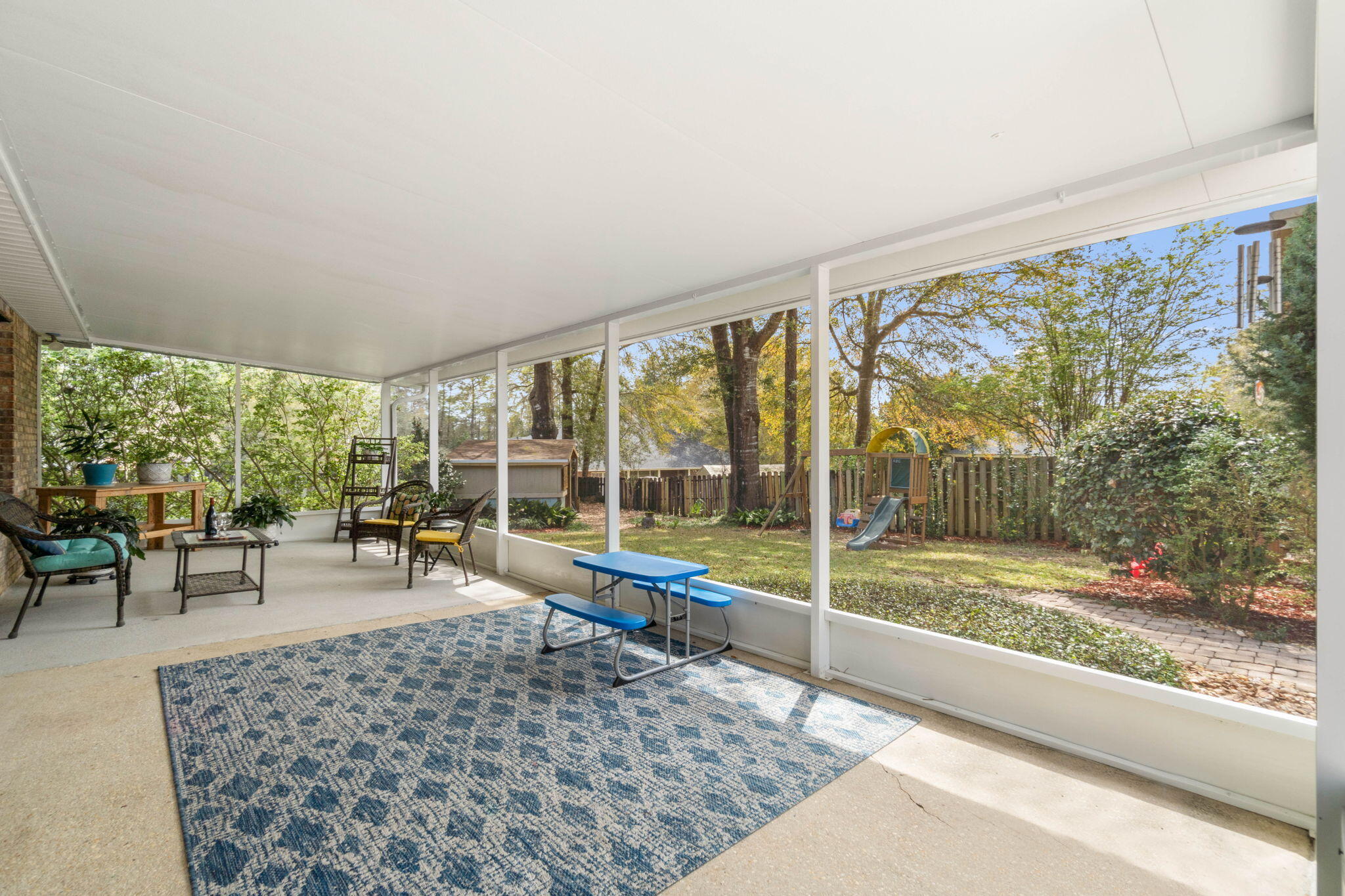 LAKESIDE EAST - Residential