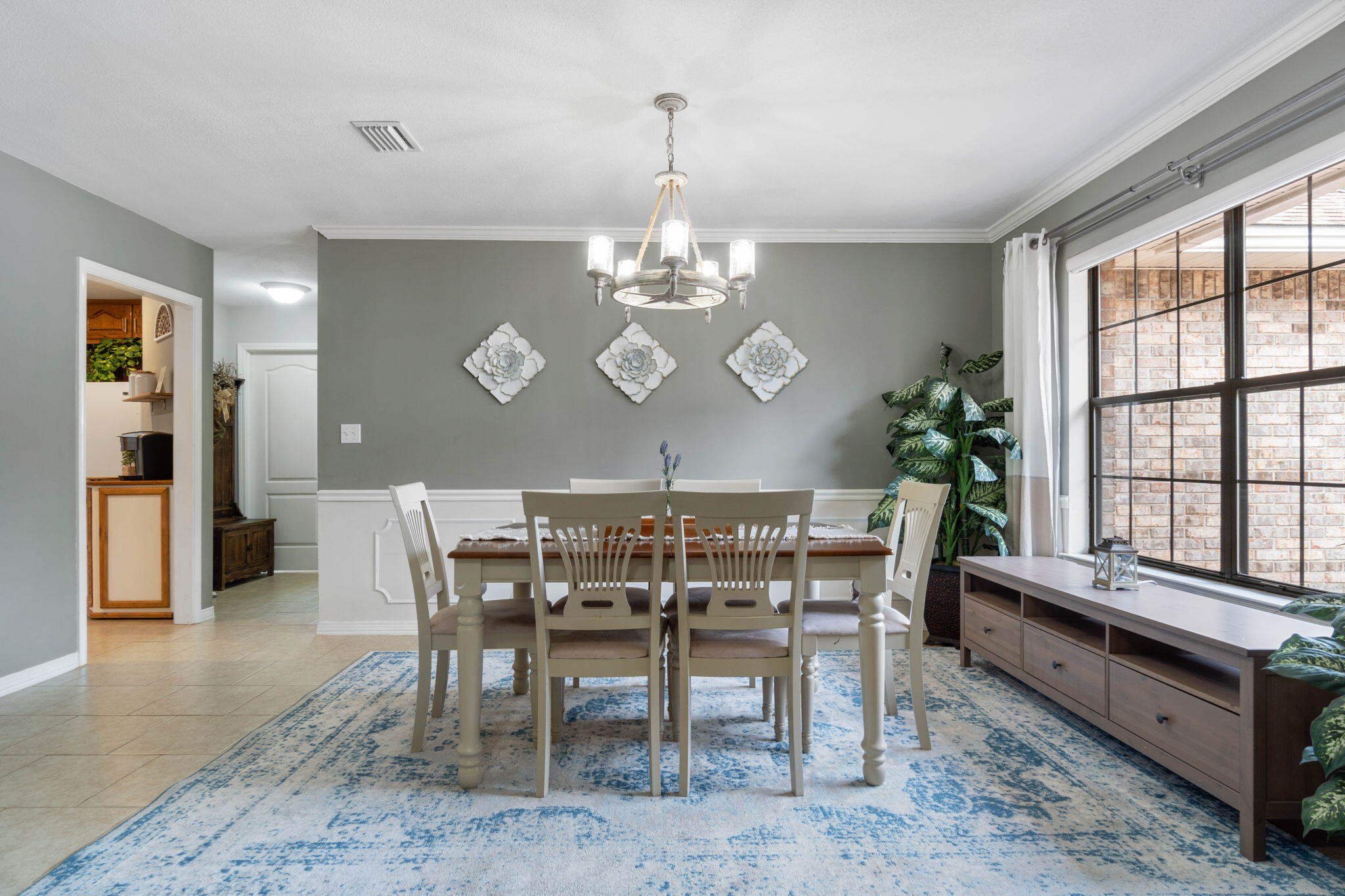 LAKESIDE EAST - Residential