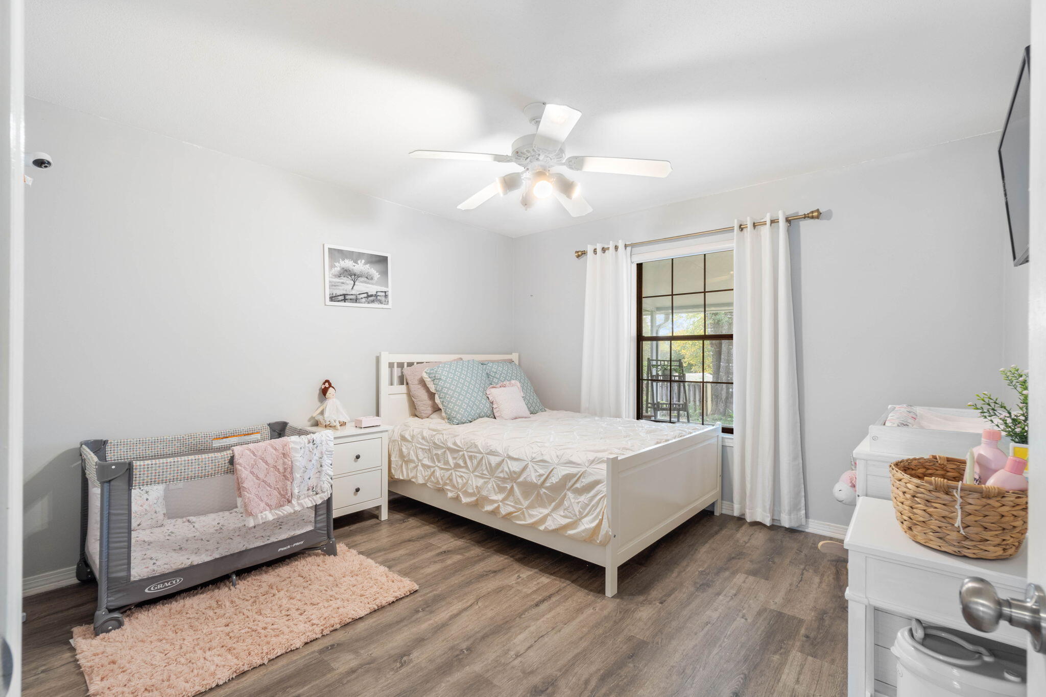 LAKESIDE EAST - Residential