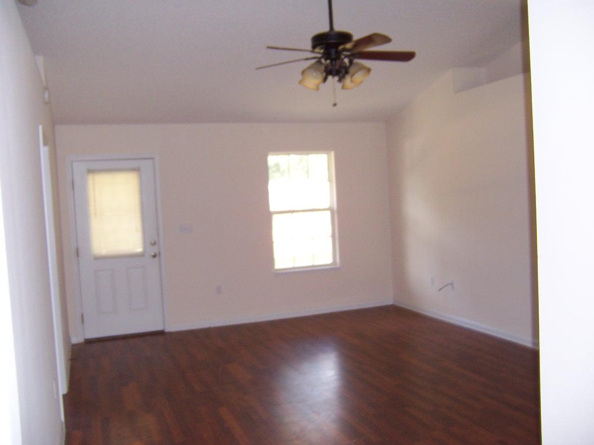 OAKWOOD HILLS UNIT 3 - Residential