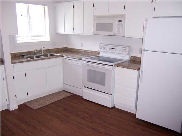 COLLEGE PARK CONDO - Residential Lease