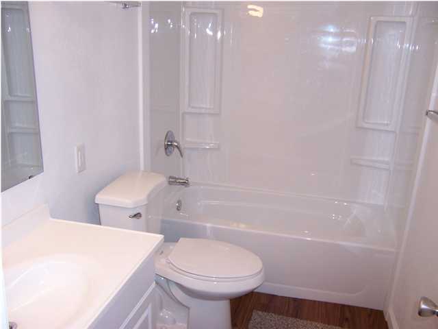 COLLEGE PARK CONDO - Residential Lease