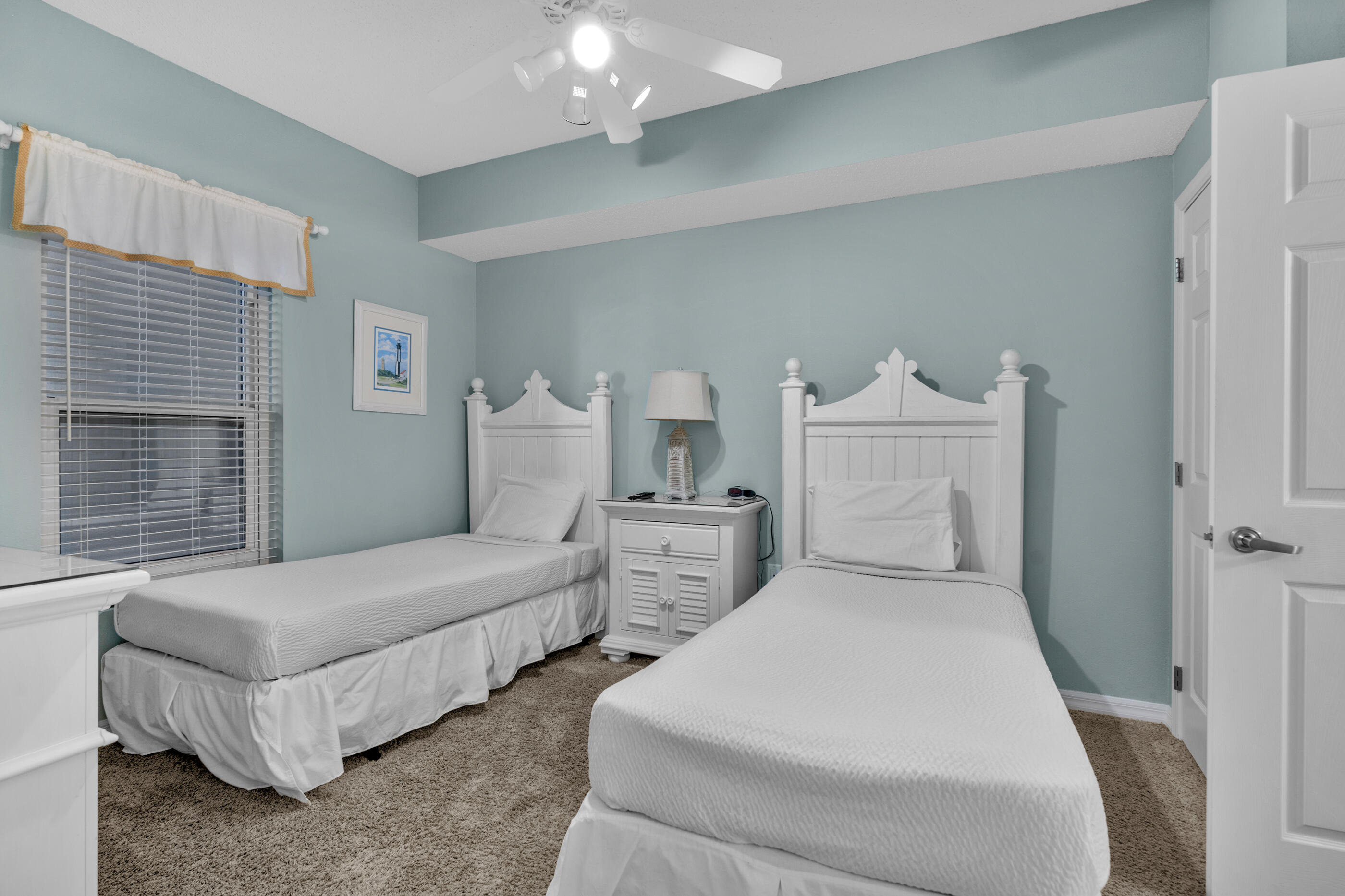 SUMMERWIND CONDOMINIUM - Residential