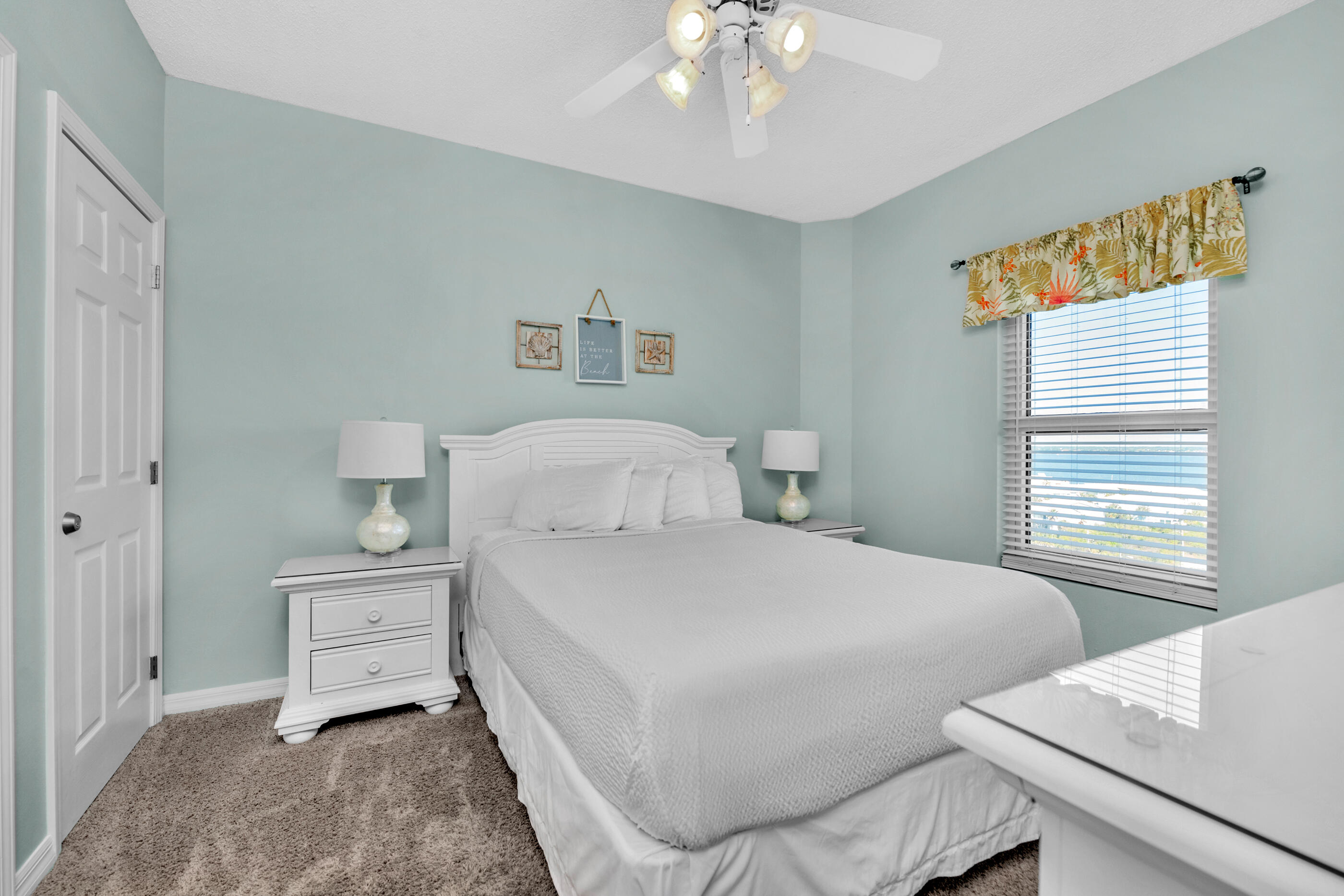 SUMMERWIND CONDOMINIUM - Residential