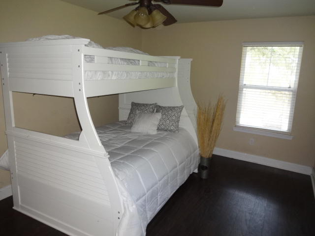 VALPARAISO PINECREST 2 - Residential