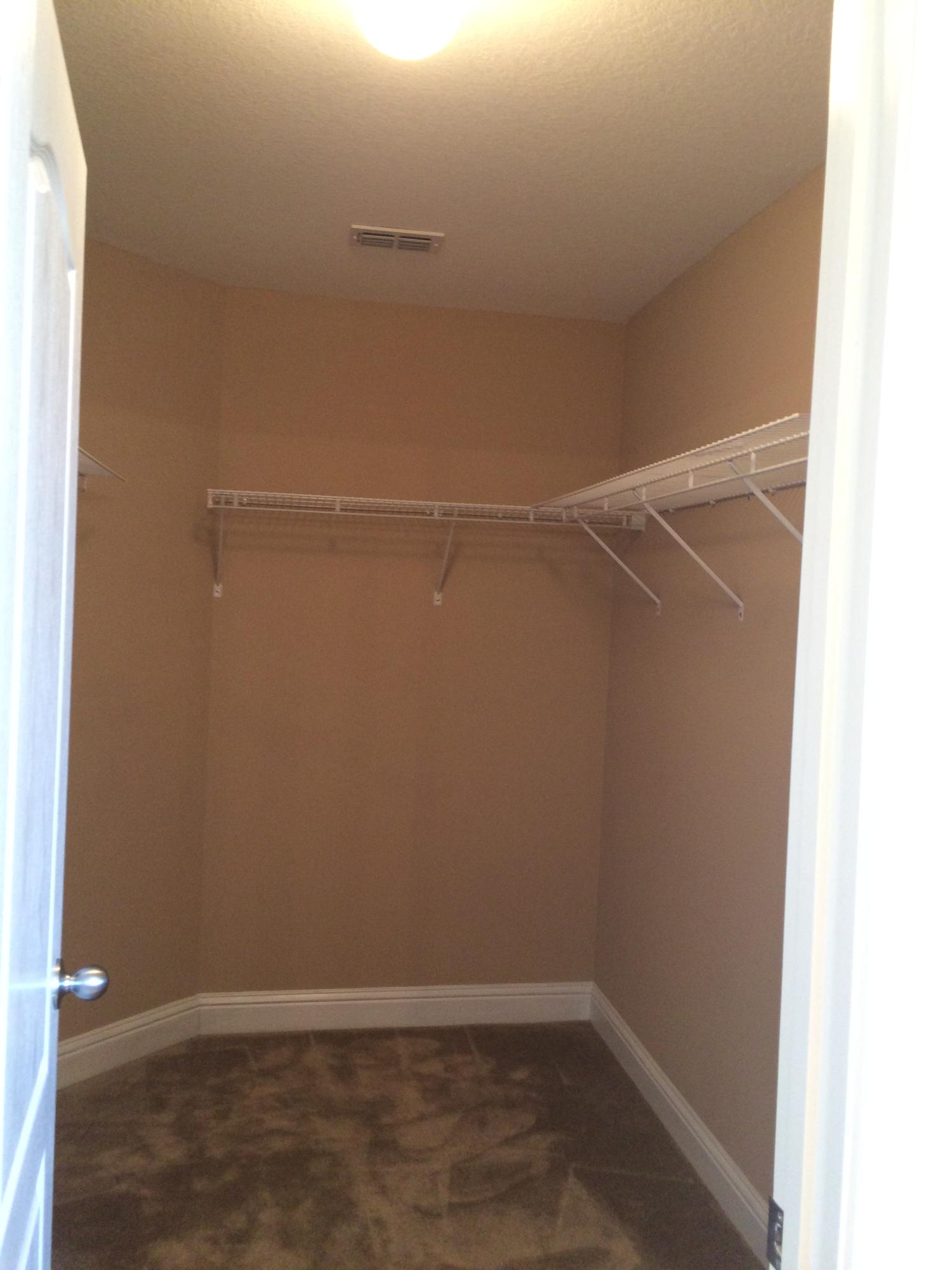 SILVER SPRINGS EST - Residential Lease