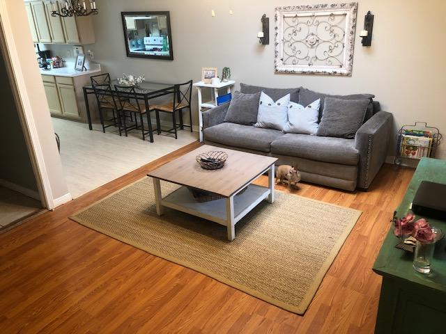 FALCON RIDGE - Residential Lease