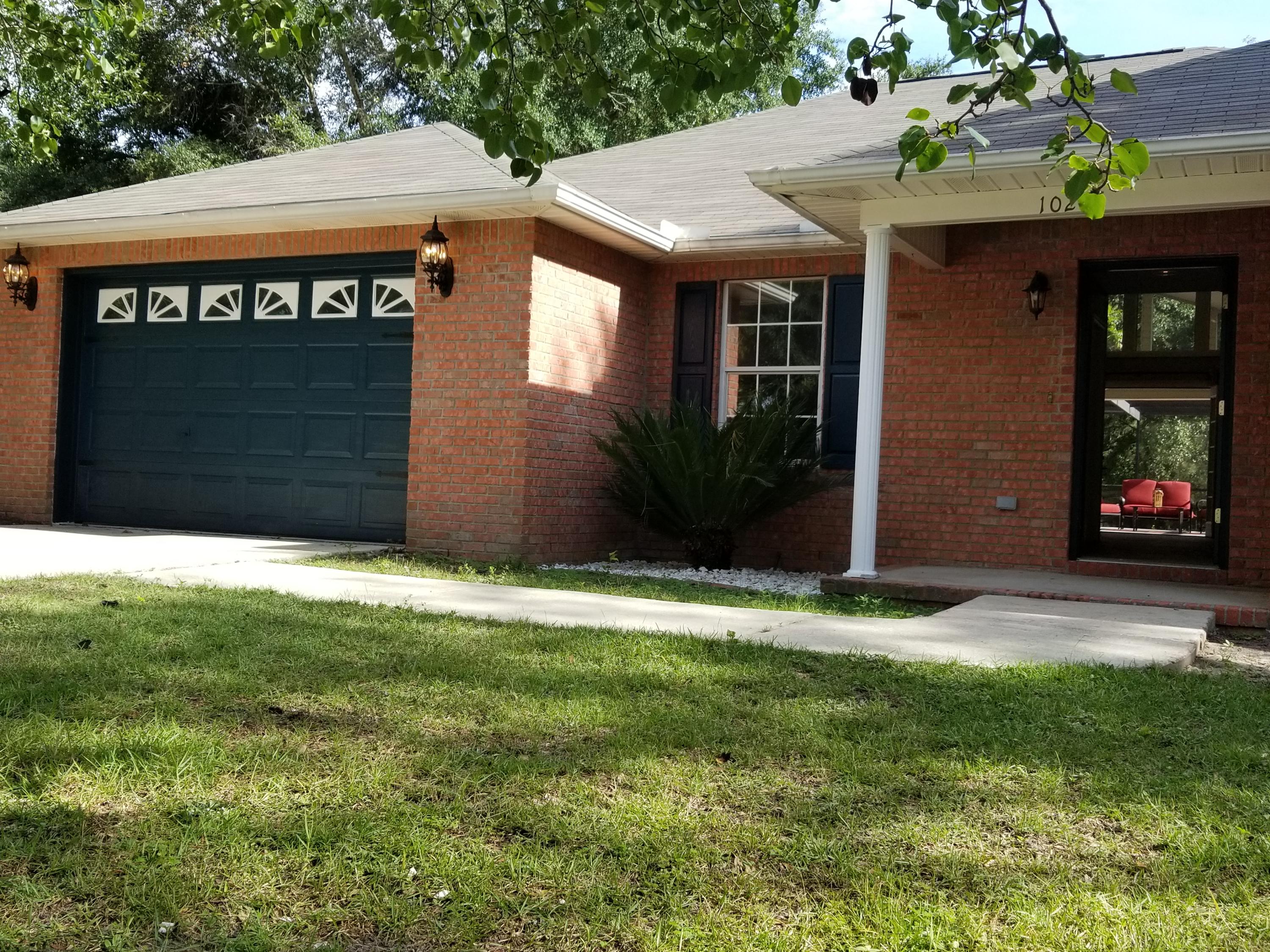 HUNTER WOODS - Residential