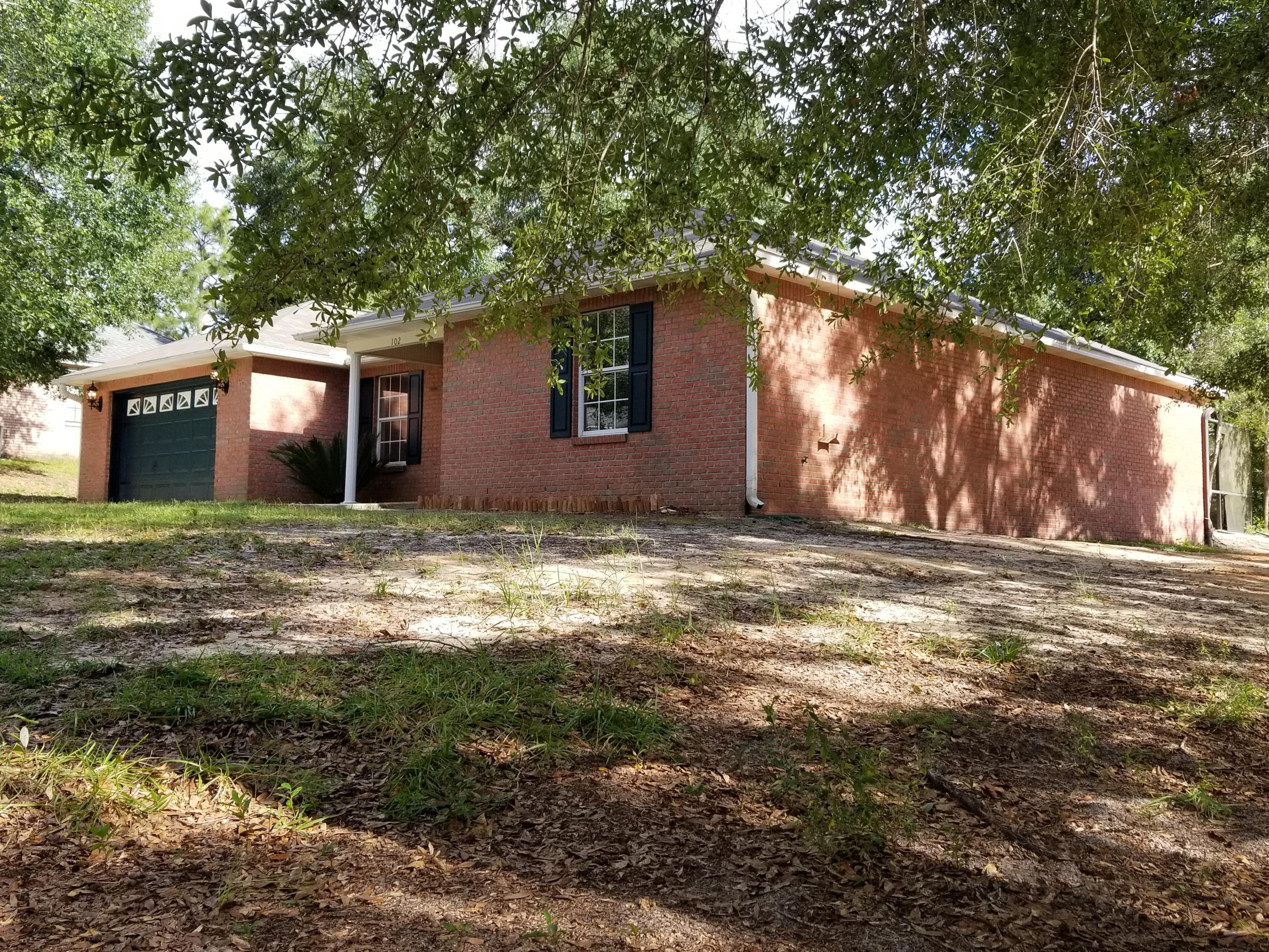 HUNTER WOODS - Residential
