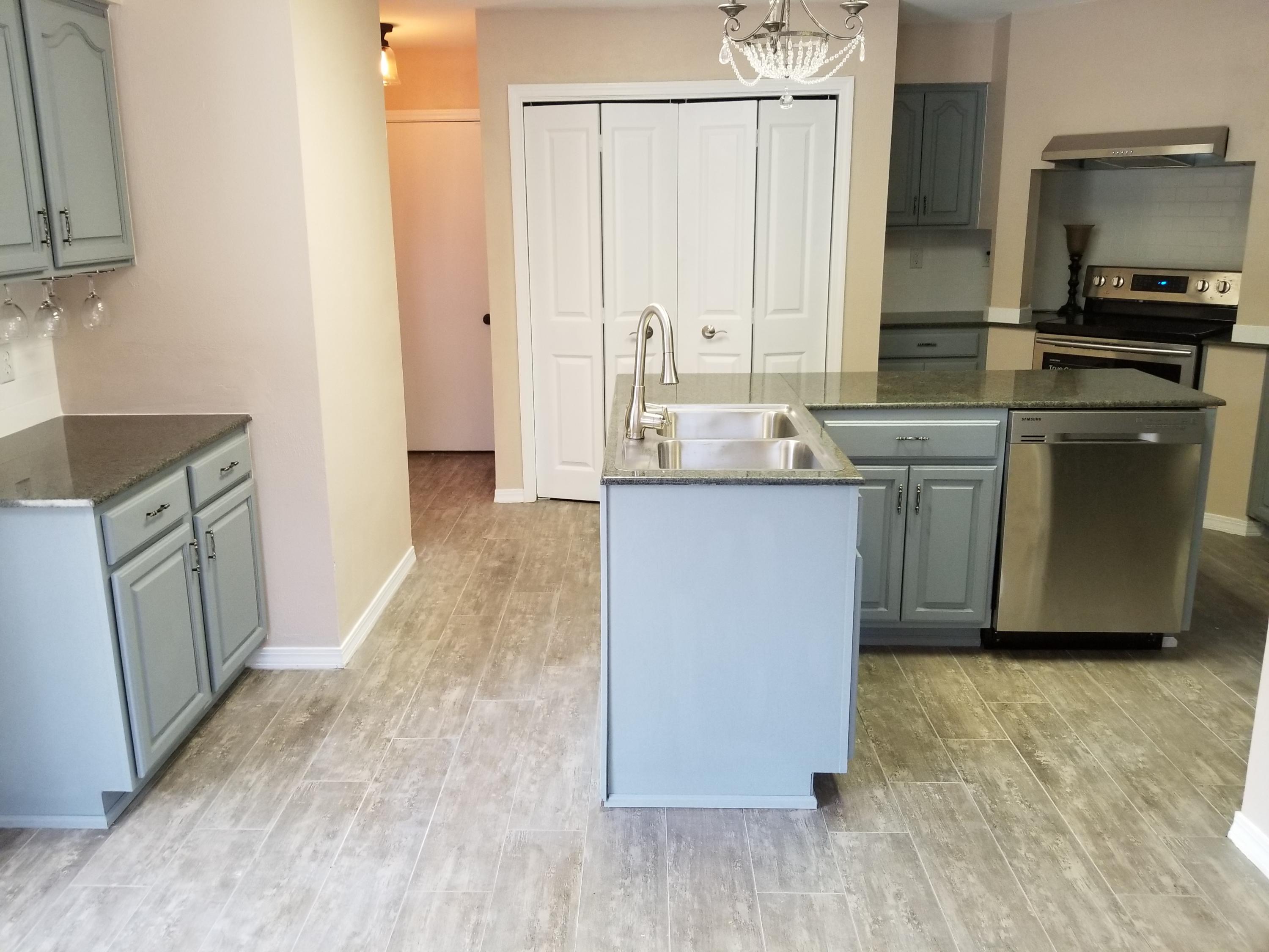 HUNTER WOODS - Residential