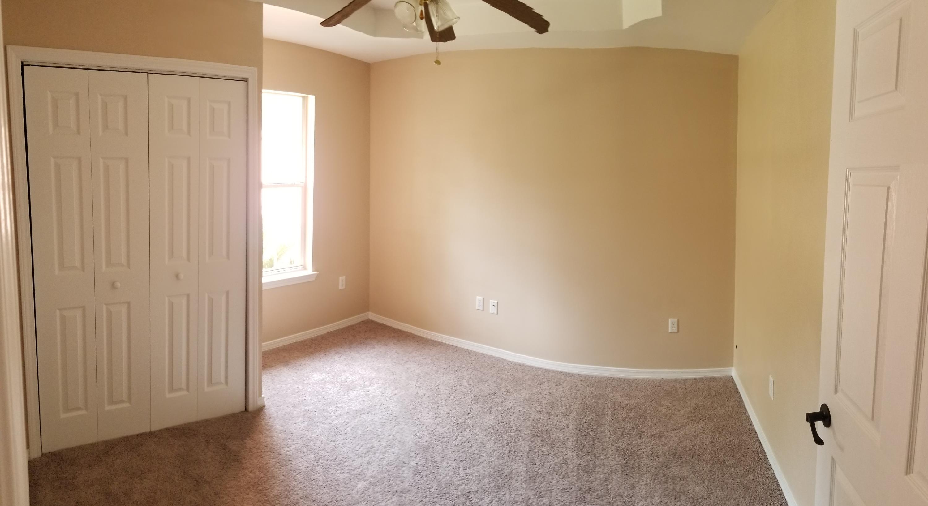 HUNTER WOODS - Residential