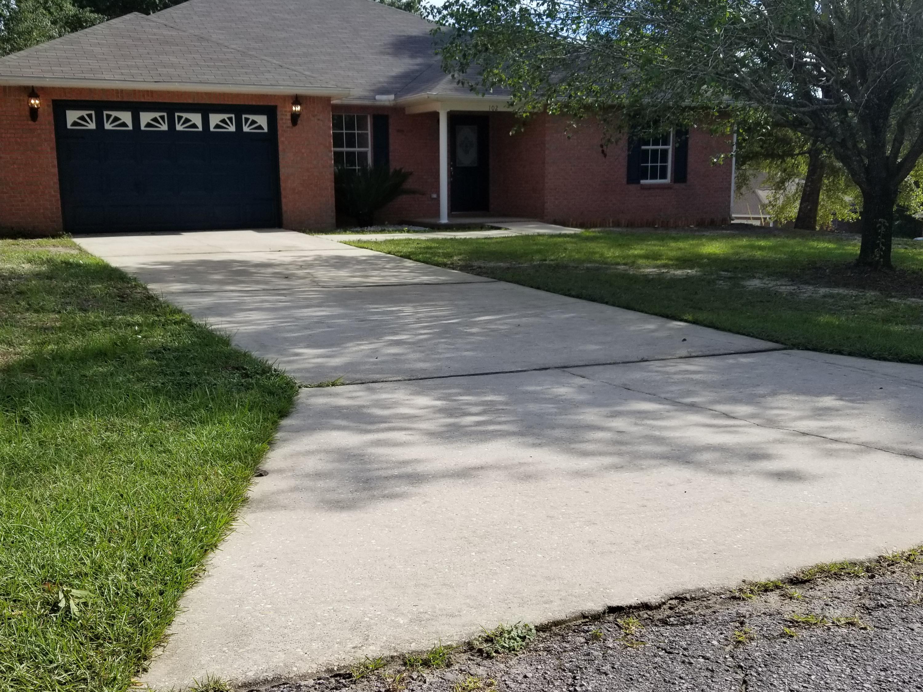 HUNTER WOODS - Residential