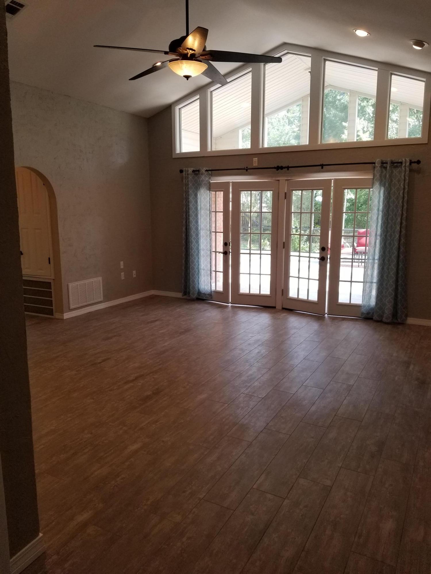 HUNTER WOODS - Residential