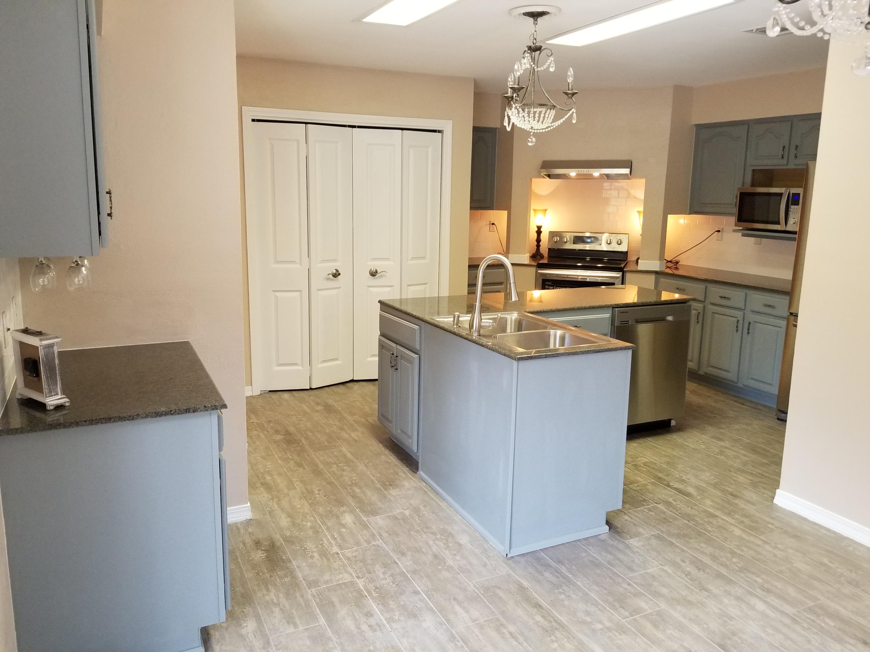 HUNTER WOODS - Residential