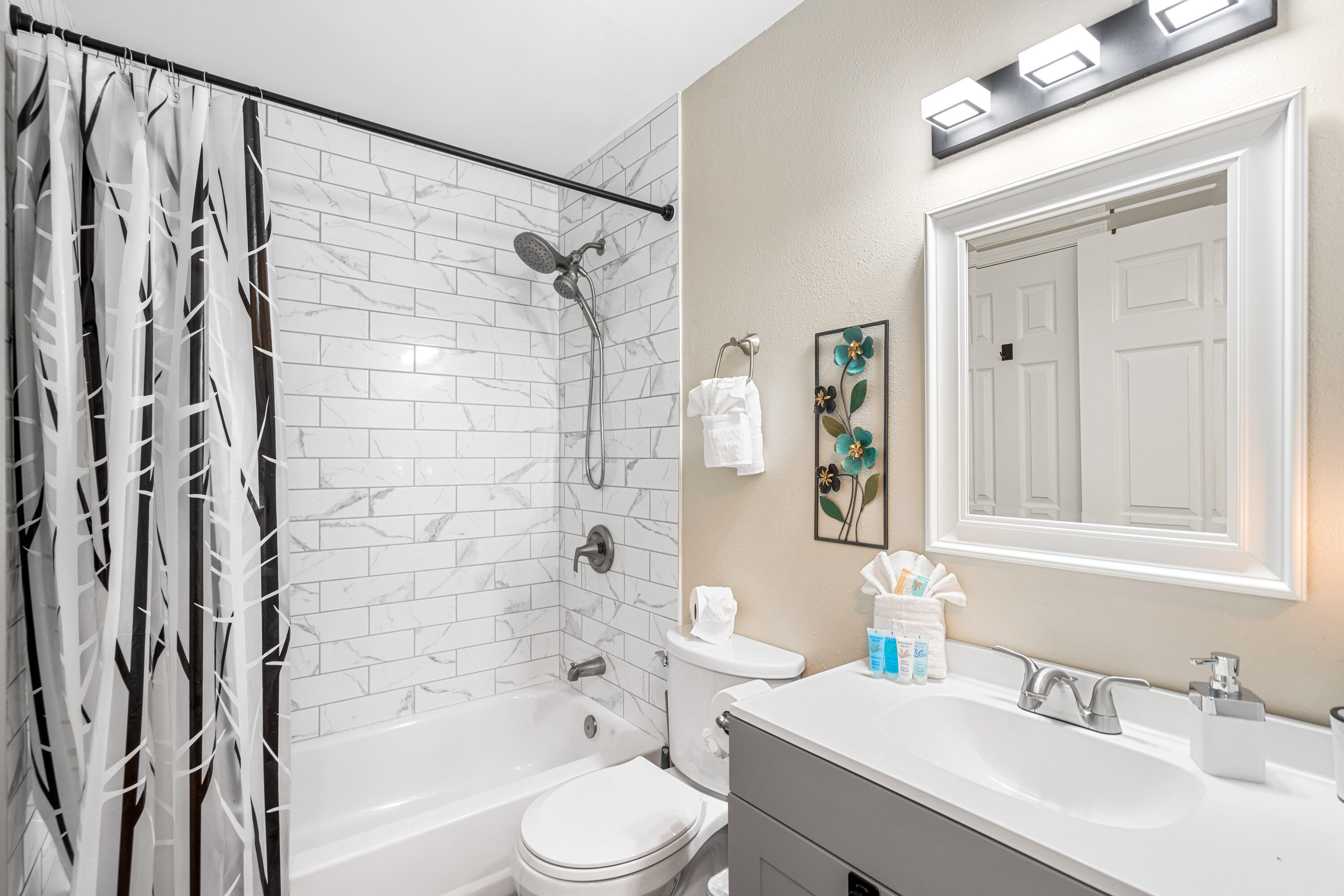 POINTE OF VIEW CONDO - Residential