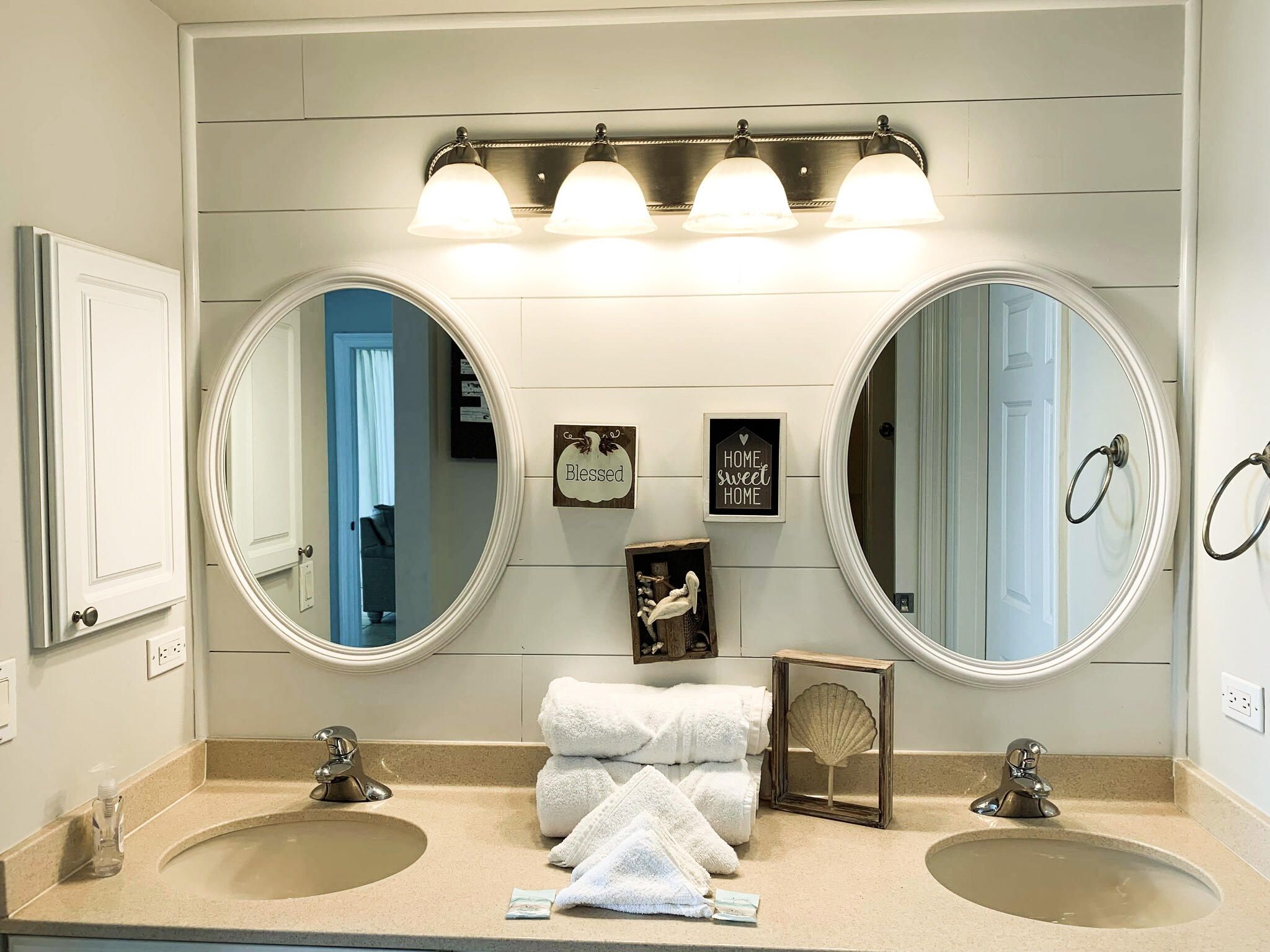 BOARDWALK CONDO - Residential