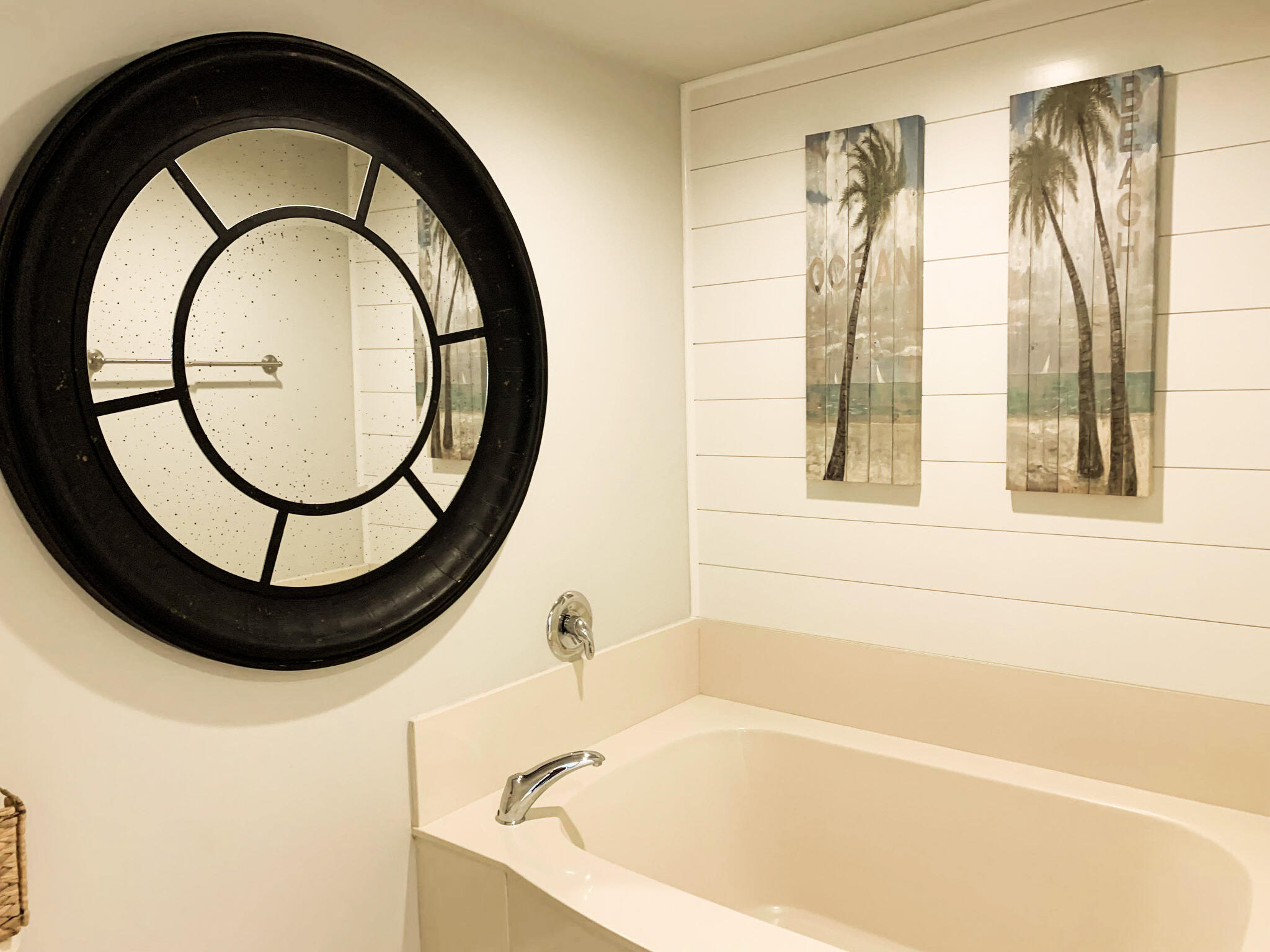BOARDWALK CONDO - Residential