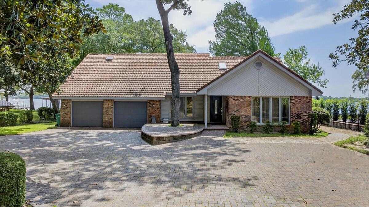 108 Bahia Vista Drive