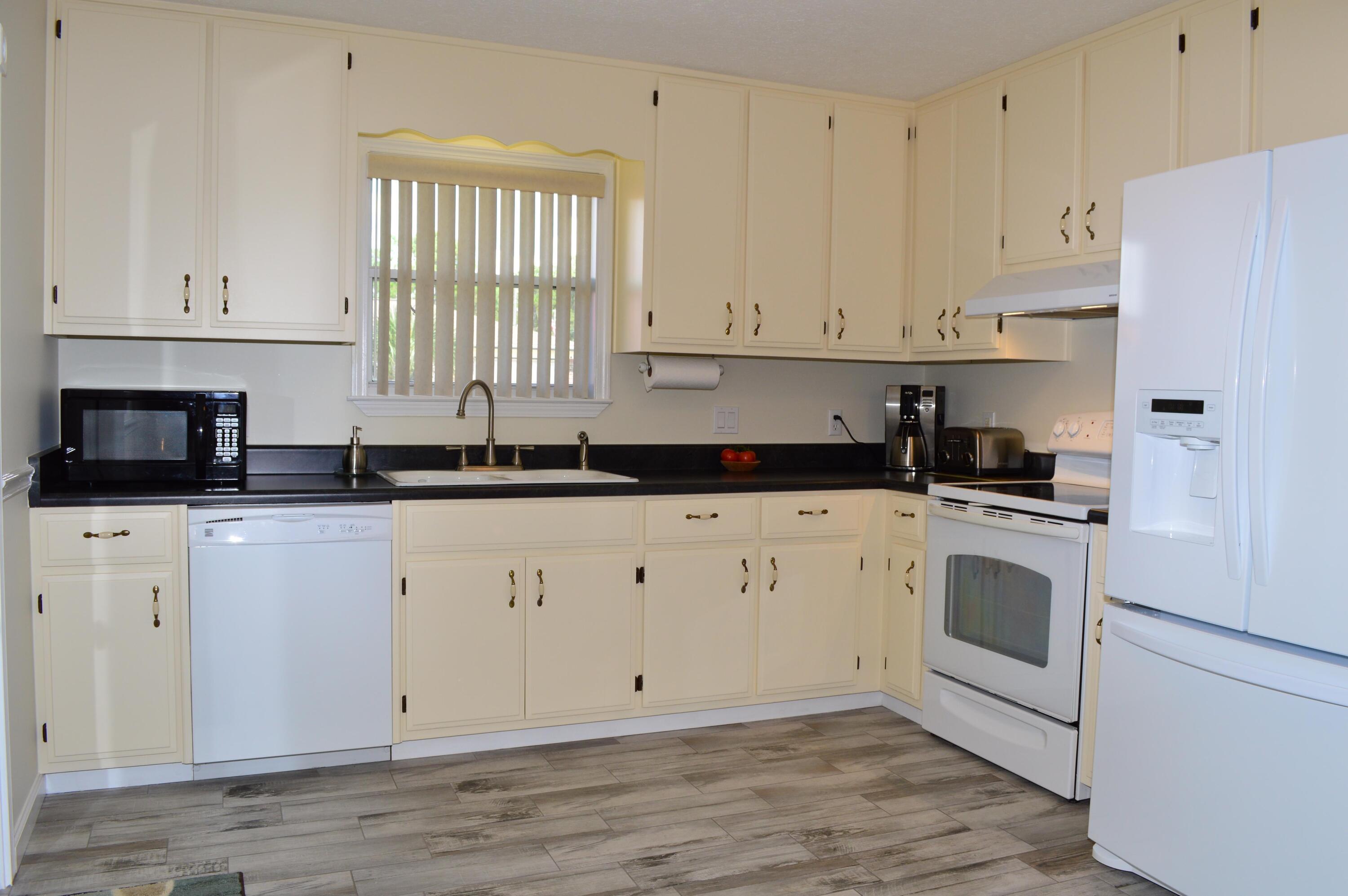 Hutchison's 2nd Add - Residential