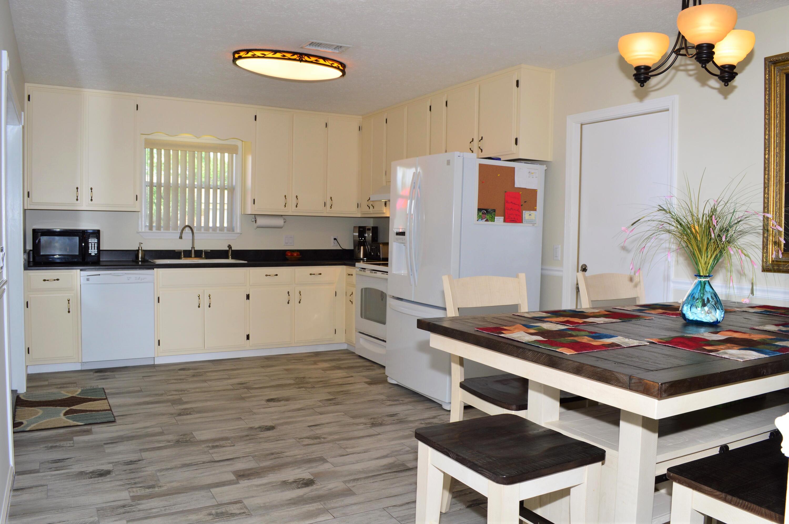 Hutchison's 2nd Add - Residential