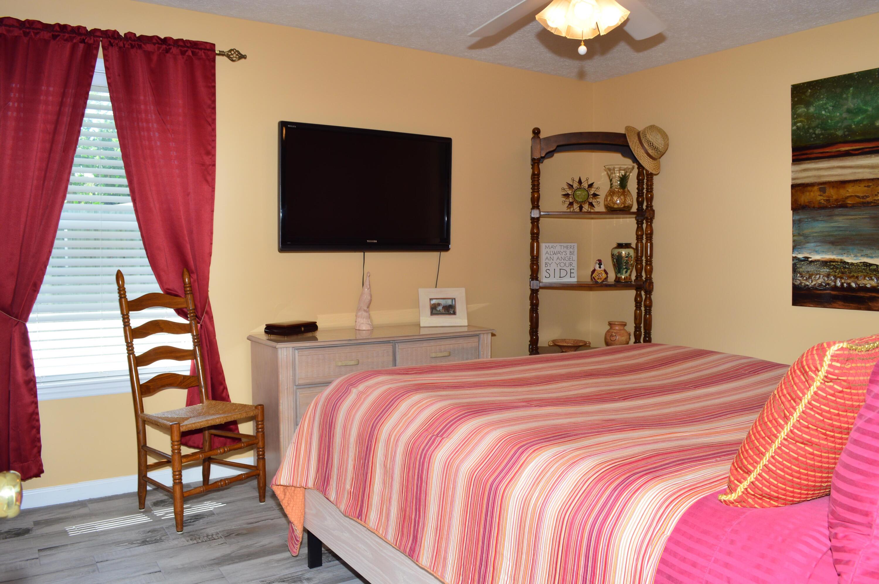 Hutchison's 2nd Add - Residential