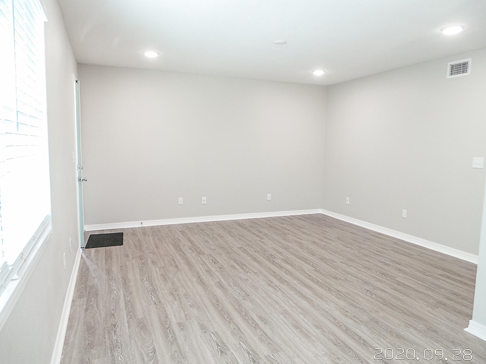 Berthe Avenue Apartments - Residential Lease