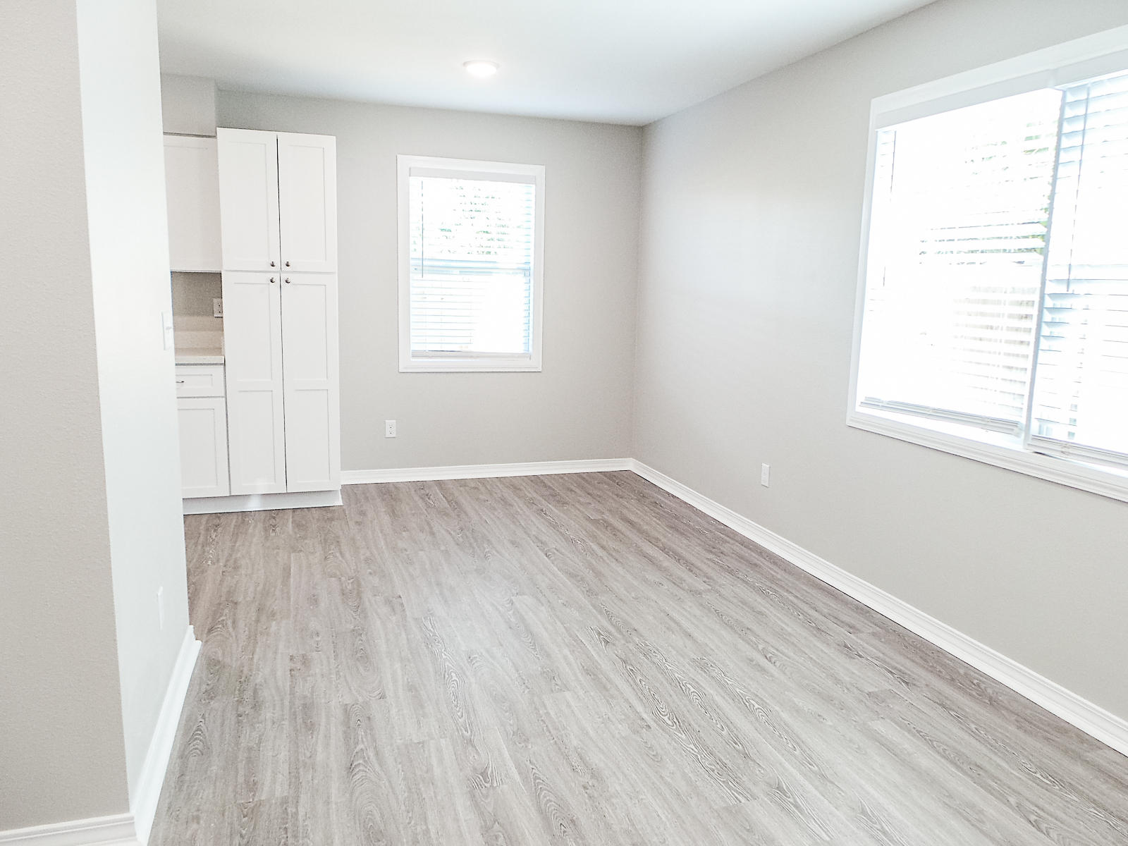 Berthe Avenue Apartments - Residential Lease