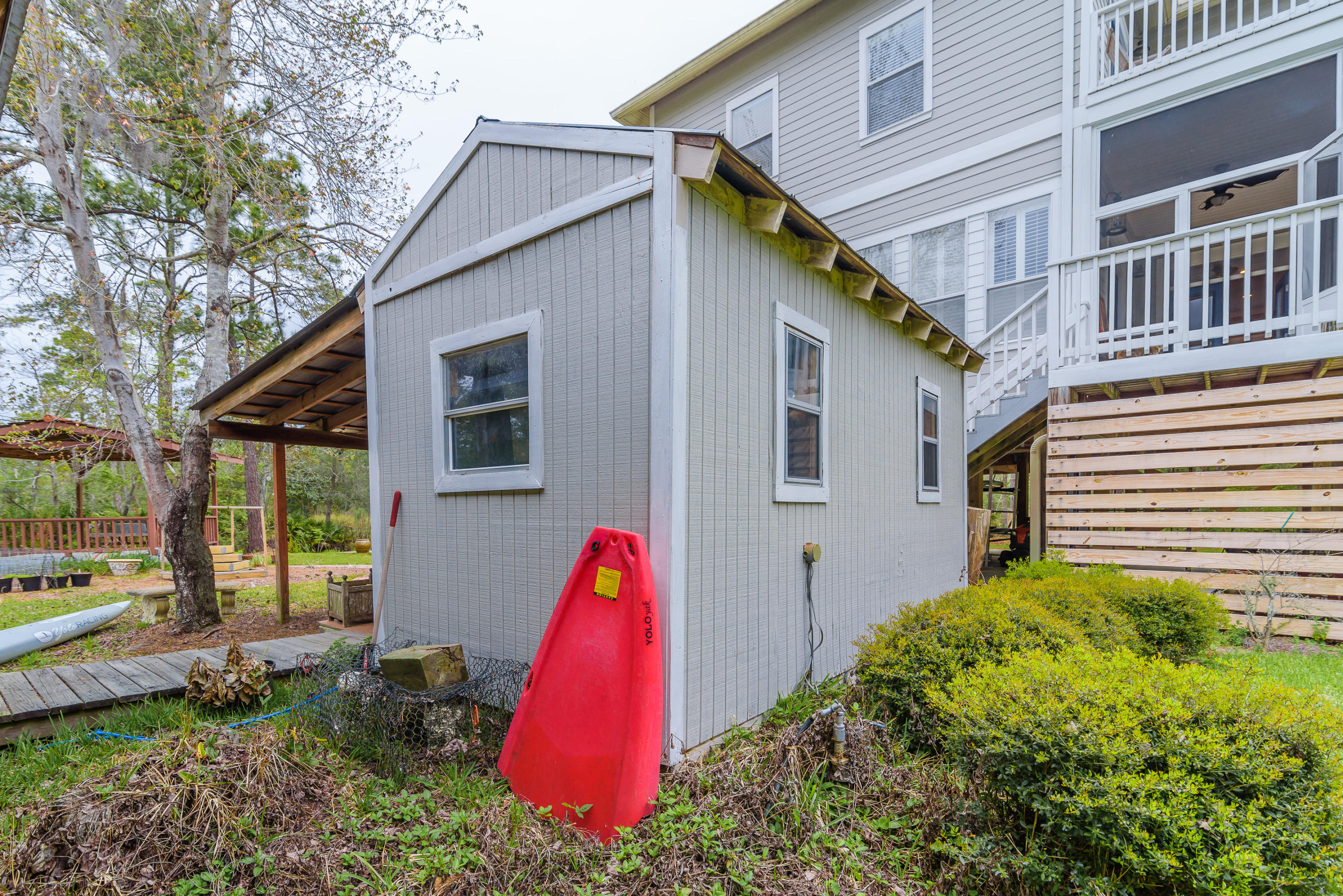 METES & BOUNDS - Residential