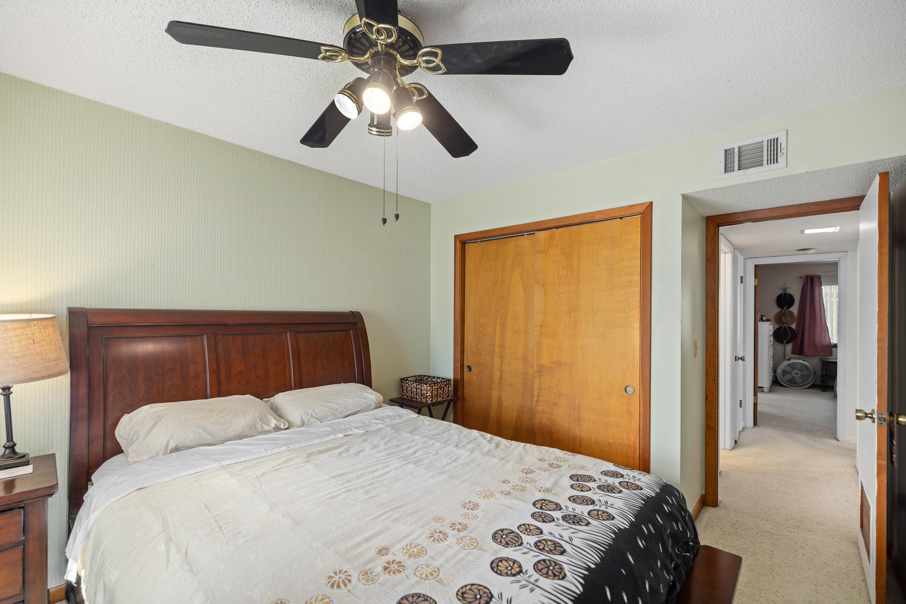 CEDAR RIDGE PH 4 - Residential Lease