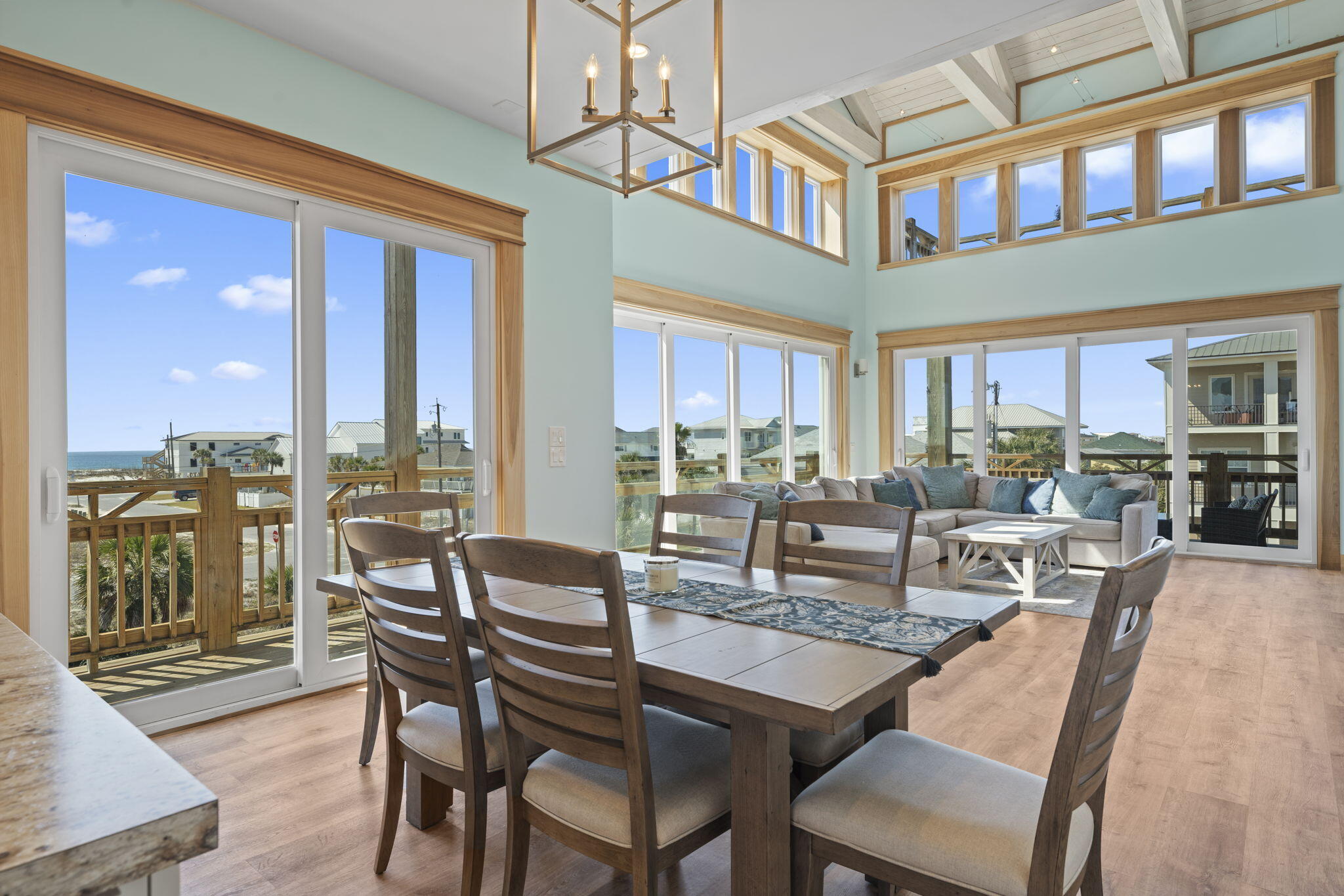 VILLA SEGUNDA - Residential