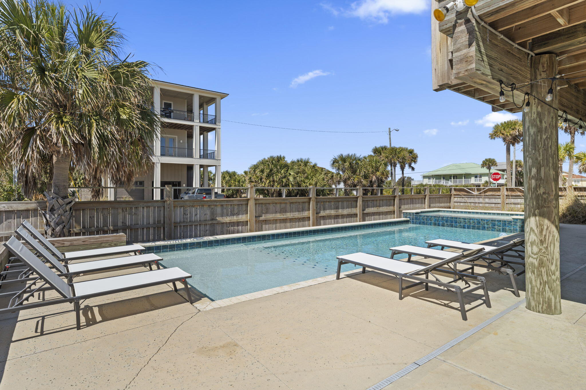 VILLA SEGUNDA - Residential