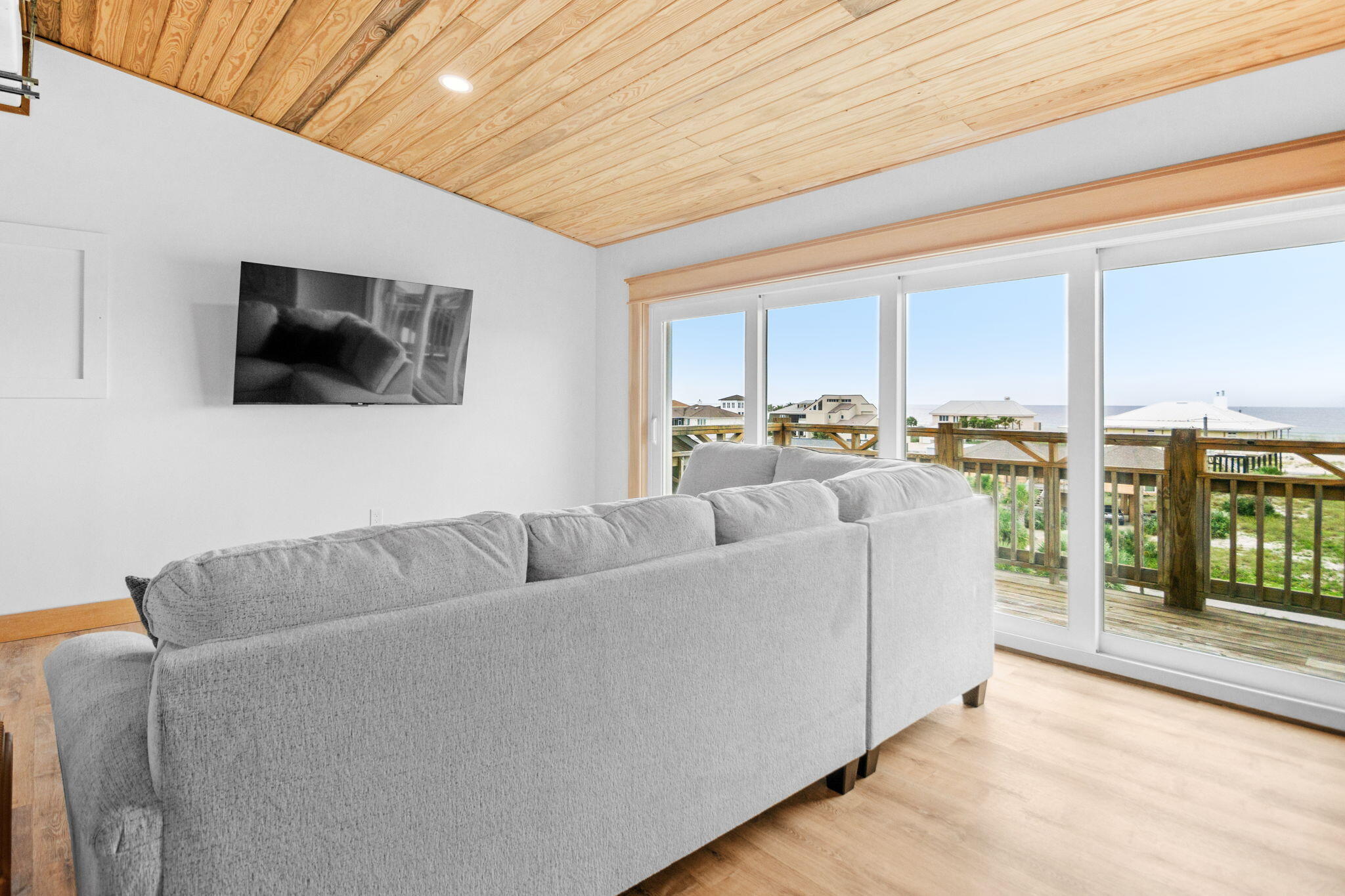 VILLA SEGUNDA - Residential