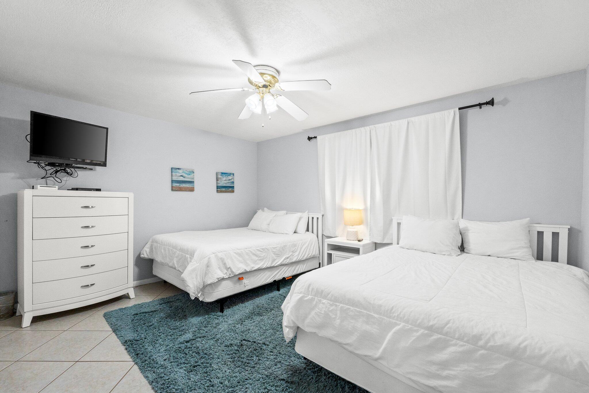 SHORELINE TOWERS 2 - Residential