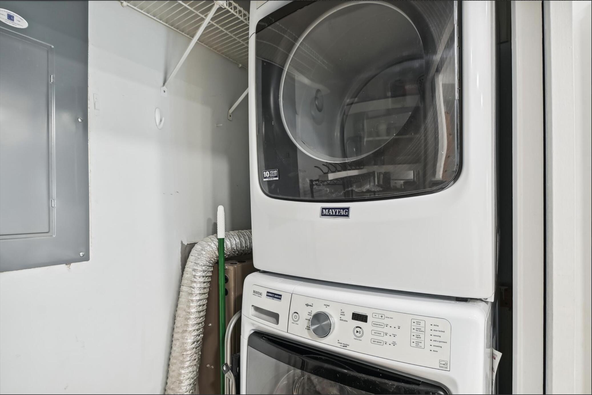 SHORELINE TOWERS 2 - Residential