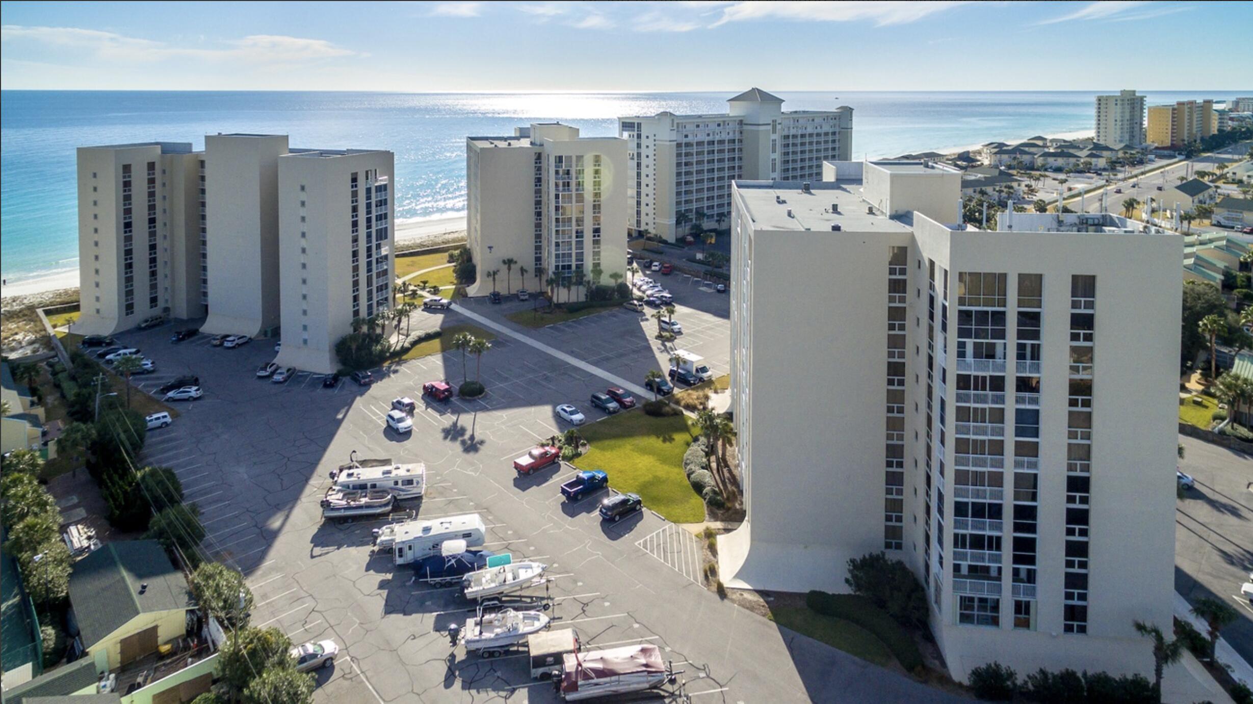 SHORELINE TOWERS 2 - Residential