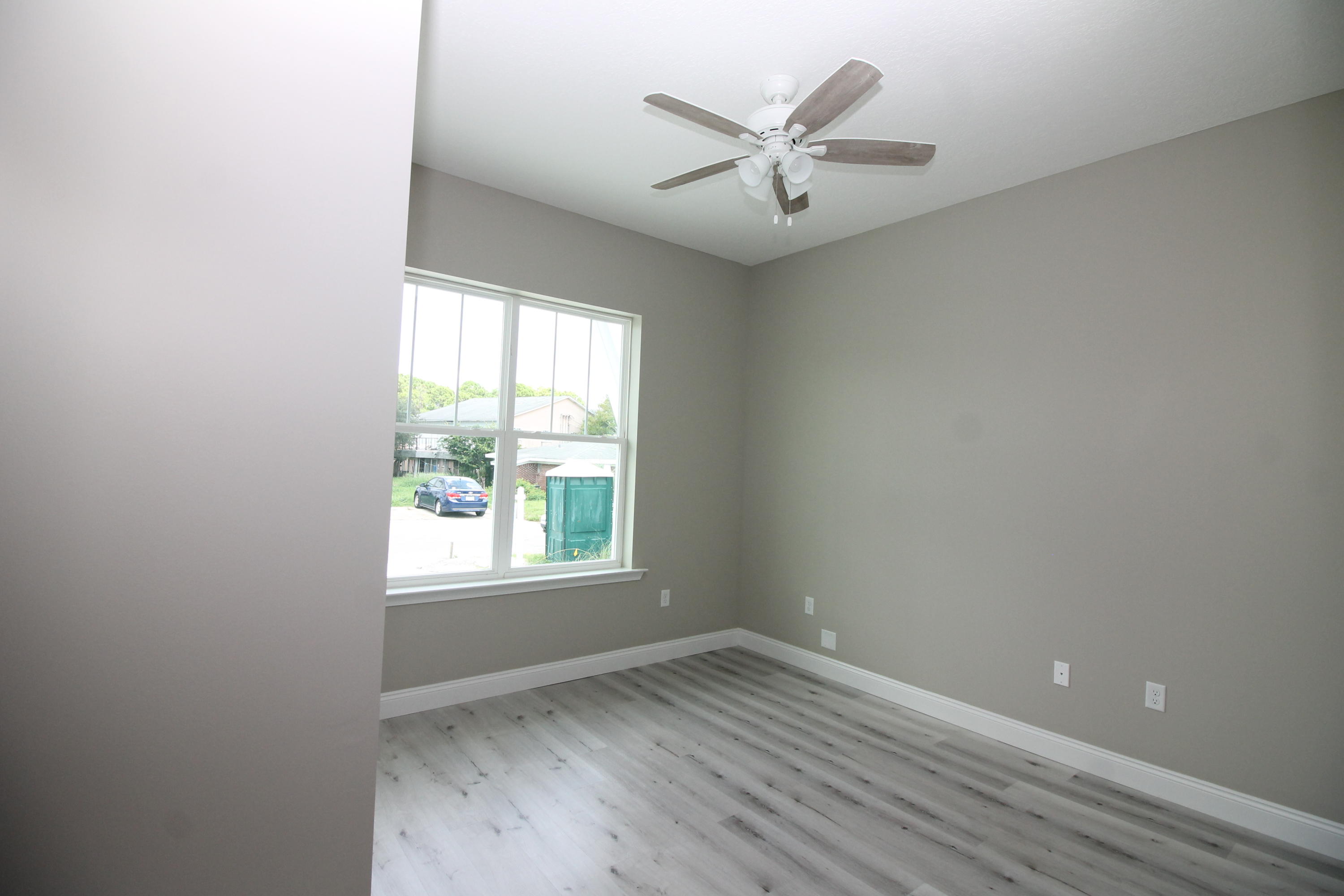 SILVER SANDS BEACH - Residential