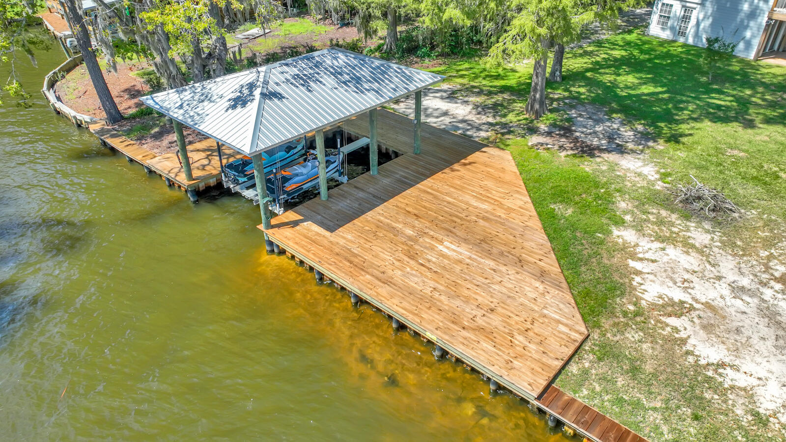 JOLLY BAY ACRES - Residential