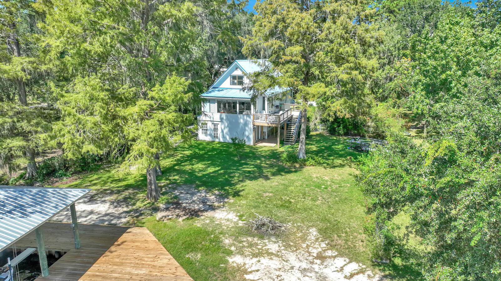 JOLLY BAY ACRES - Residential