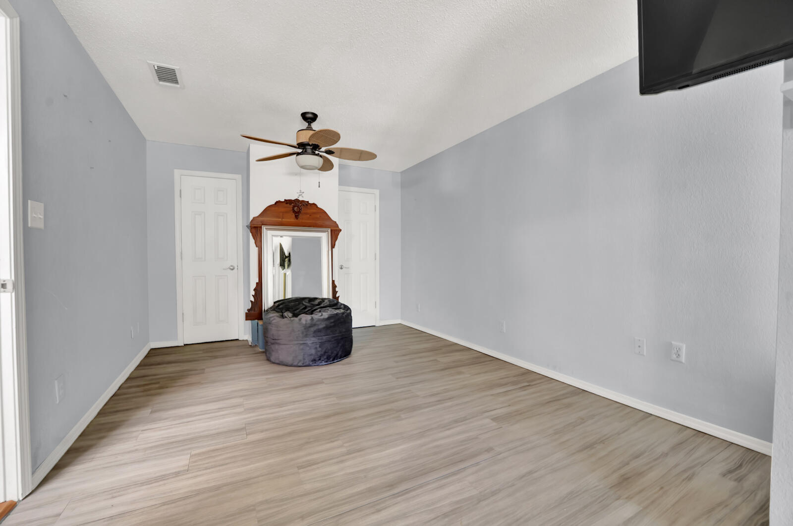 JOLLY BAY ACRES - Residential