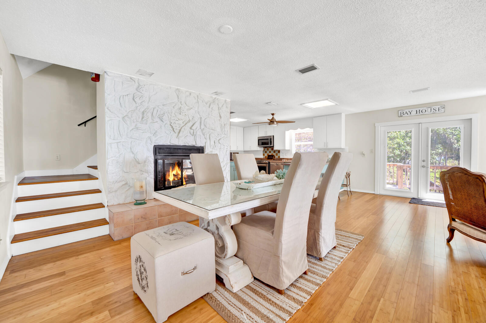 JOLLY BAY ACRES - Residential