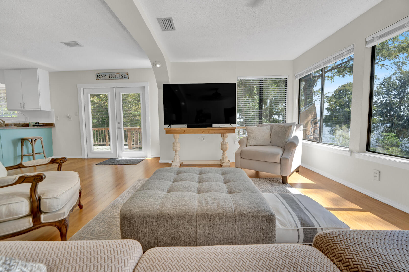 JOLLY BAY ACRES - Residential