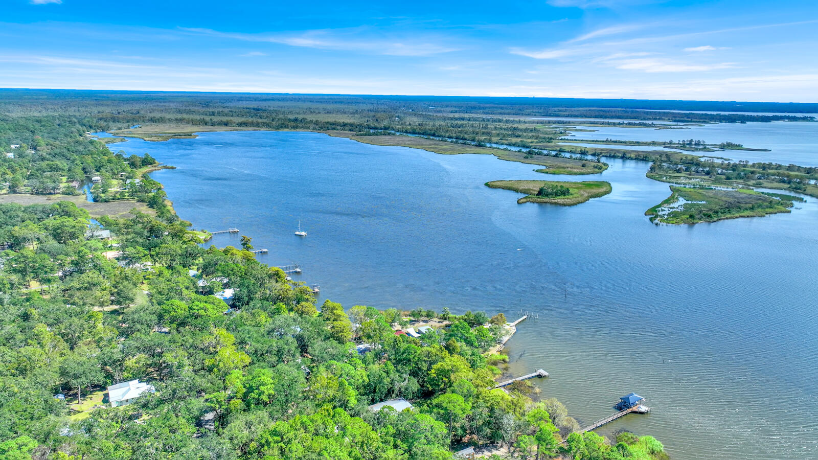 JOLLY BAY ACRES - Residential