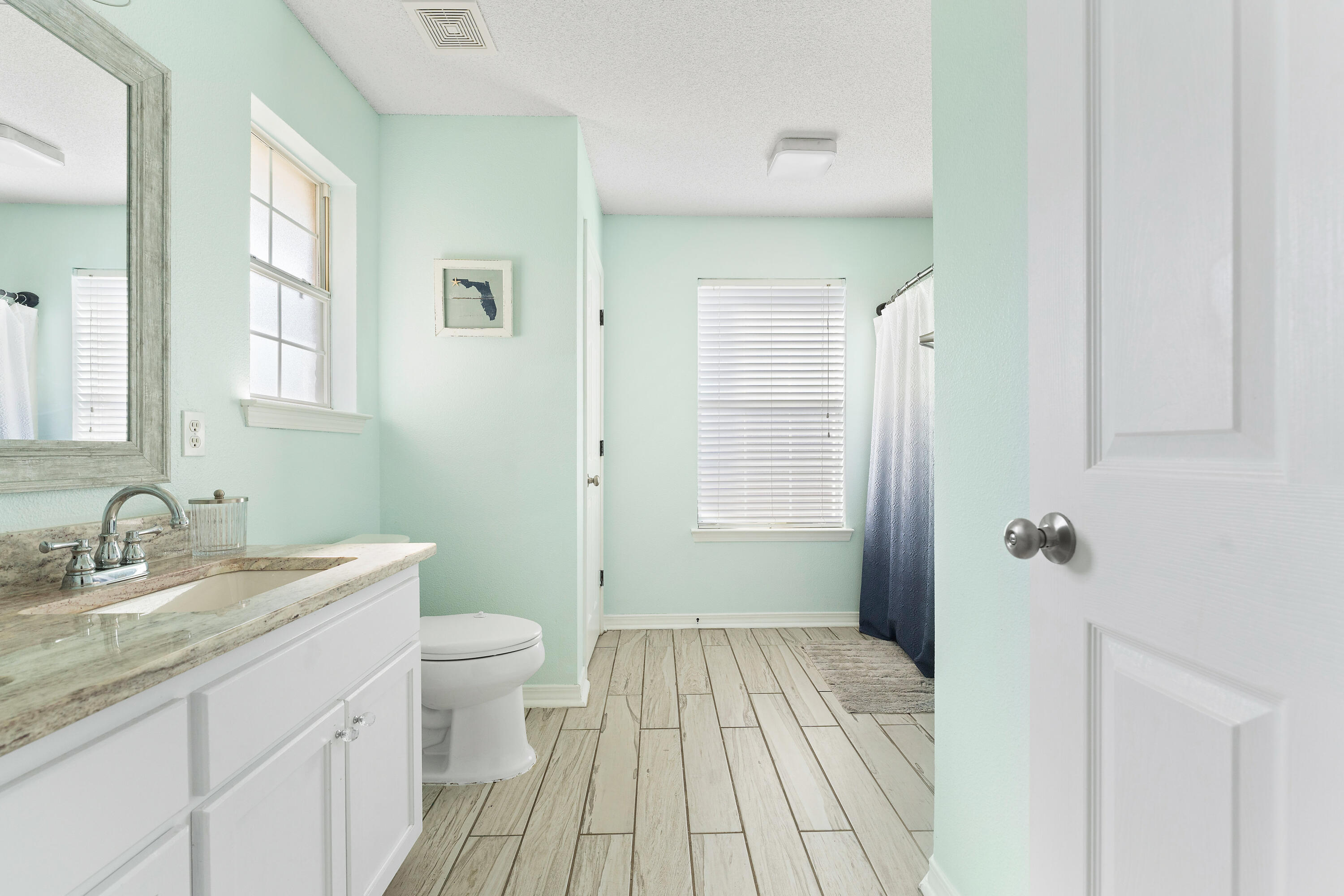 HOLLEY BY THE SEA - Residential